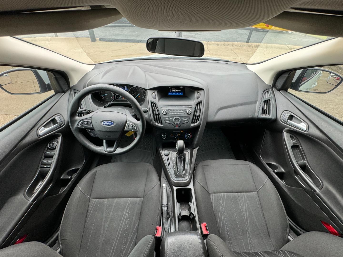 2018 WHITE /Gray FORD FOCUS SE 4dr Hatchback (1FADP3K25JL) with an 2.0L I4 engine, Automatic 6-Speed transmission, located at 5900 E. Lancaster Ave., Fort Worth, TX, 76112, (817) 457-5456, 0.000000, 0.000000 - This is a 2018 Ford Focus SE 4dr Hatchback that is in excellent condition. There are no dents or scratches. The interior is clean with no rips or tears or stains. All power windows, door locks and seats. Ice cold AC for those hot Texas summer days. It is equipped with a CD player, AM/FM radio, AUX p - Photo#17